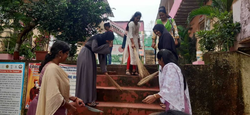 स्वच्छता पंधरवडा दिन